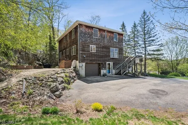 137 S Shore Rd, Byram Twp., NJ 07821