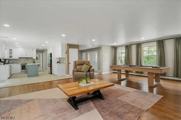 40 Tamarack Rd, White Twp., NJ 07823
