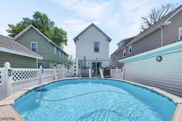 135 Warren Ave, Roselle Park Boro, NJ 07204