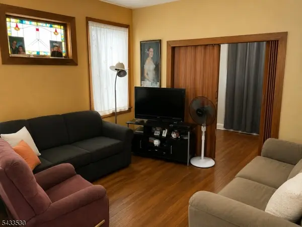 418 Howe Ave, Passaic City, NJ 07055