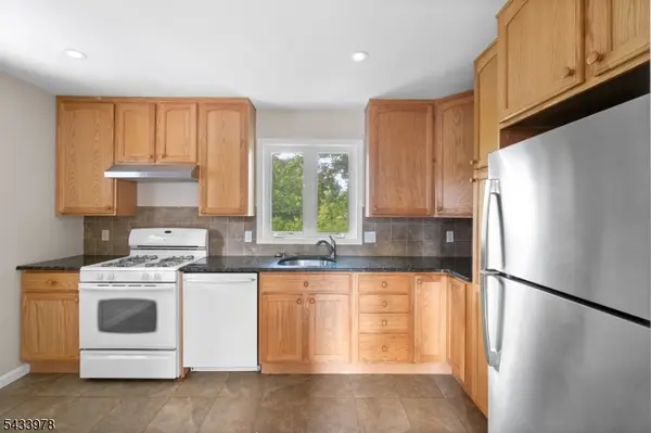 2 Andrew Ct #2, Bloomfield Twp., NJ 07003