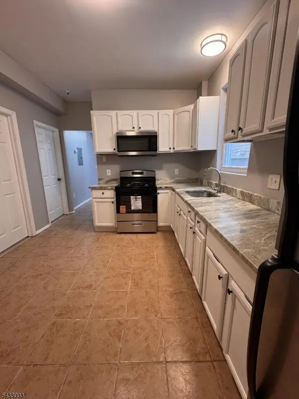 117 S 12Th St #1, Newark City, NJ 07107