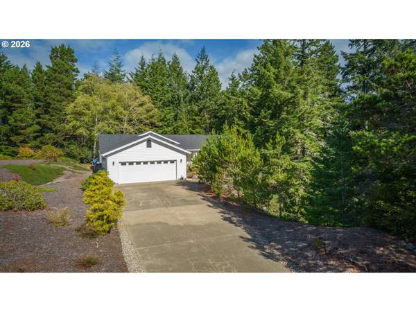 2193 13TH ST, Florence, OR 97439
