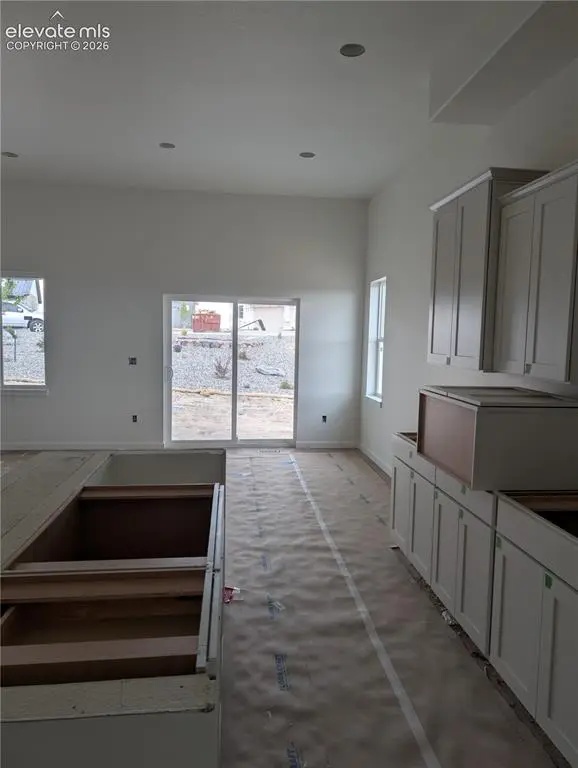 8663 Noreen Falls DR, Colorado Springs, CO 80924
