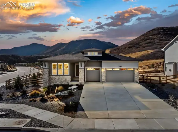 5486 Mesa Top DR, Monument, CO 80132