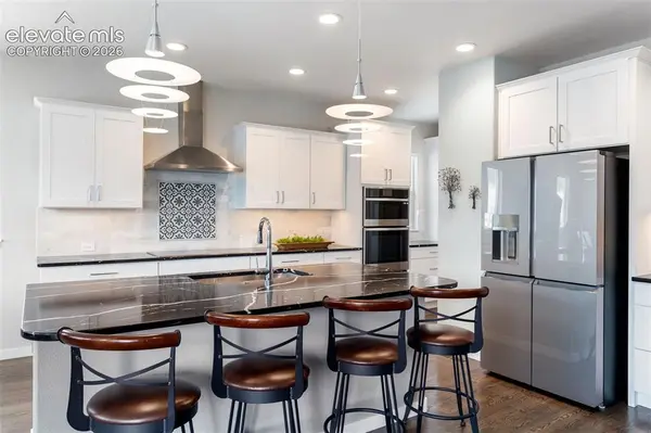 5486 Mesa Top DR, Monument, CO 80132