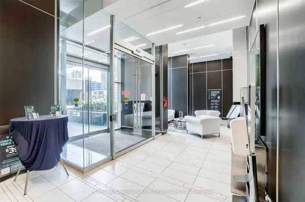 11 Bogert AVE #3206, Toronto C07, ON M2N 0H4
