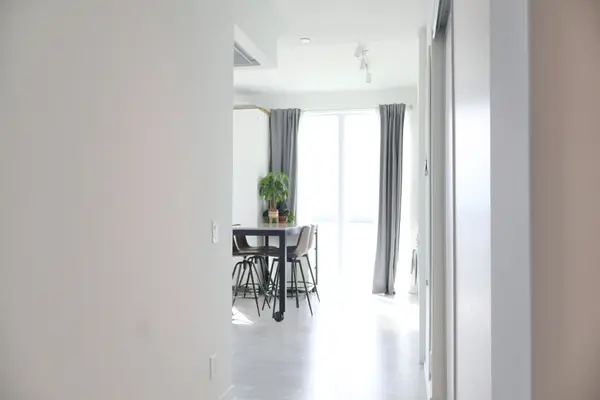 39 Mary ST #1608, Barrie, ON L4N 1S9