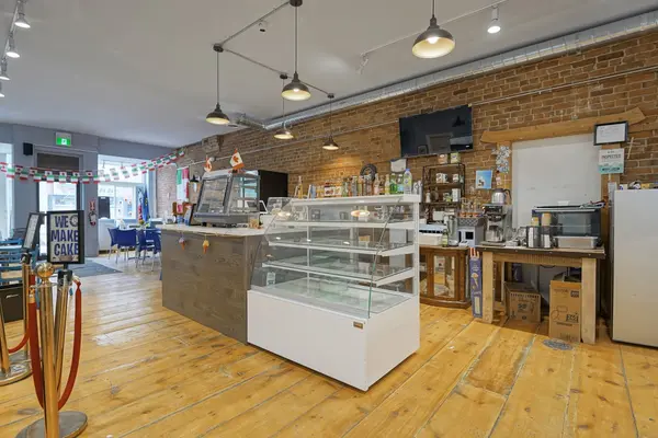 120 Dunlop ST E #1, Barrie, ON L4M 1A4