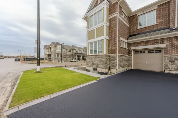 1217 Ferguson DR, Milton, ON L9T 7V8