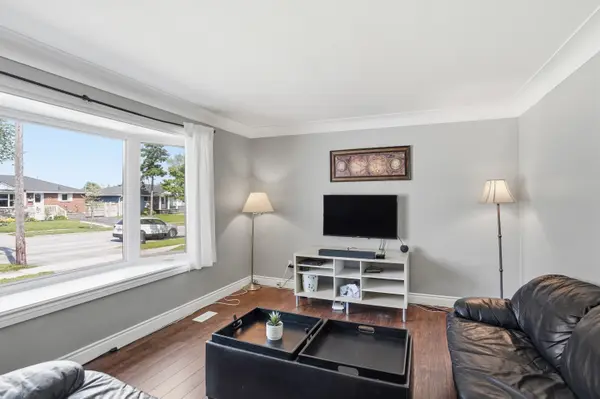 1318 Fisher AVE, Burlington, ON L7P 2L6