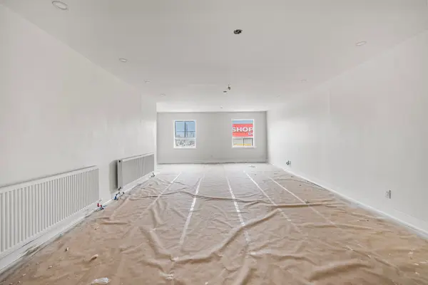 2242 Eglinton AVE #2A, Toronto W04, ON M6E 2L3