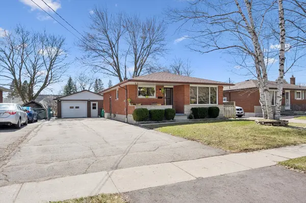 16 Kenwood CRES, Guelph, ON N1H 6E5