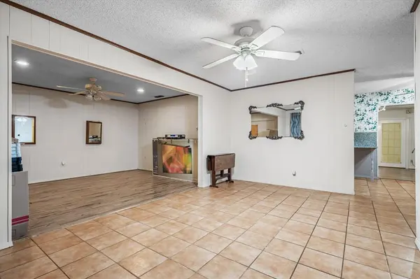 1062 Fm 2965, Wills Point, TX 75169