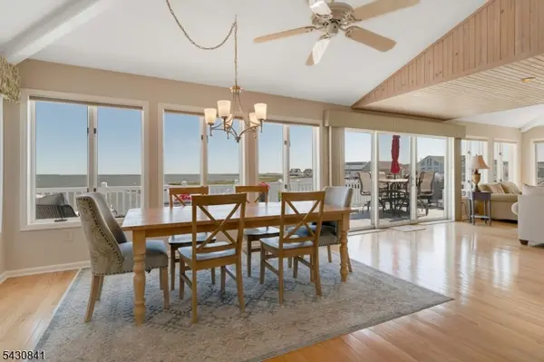 237 Heron Rd, Tuckerton Boro, NJ 08087