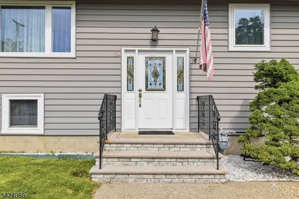 22 Ronald Ave, Rockaway Twp., NJ 07866