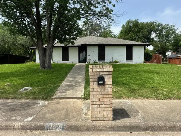 719 Athenia Way, Duncanville, TX 75137