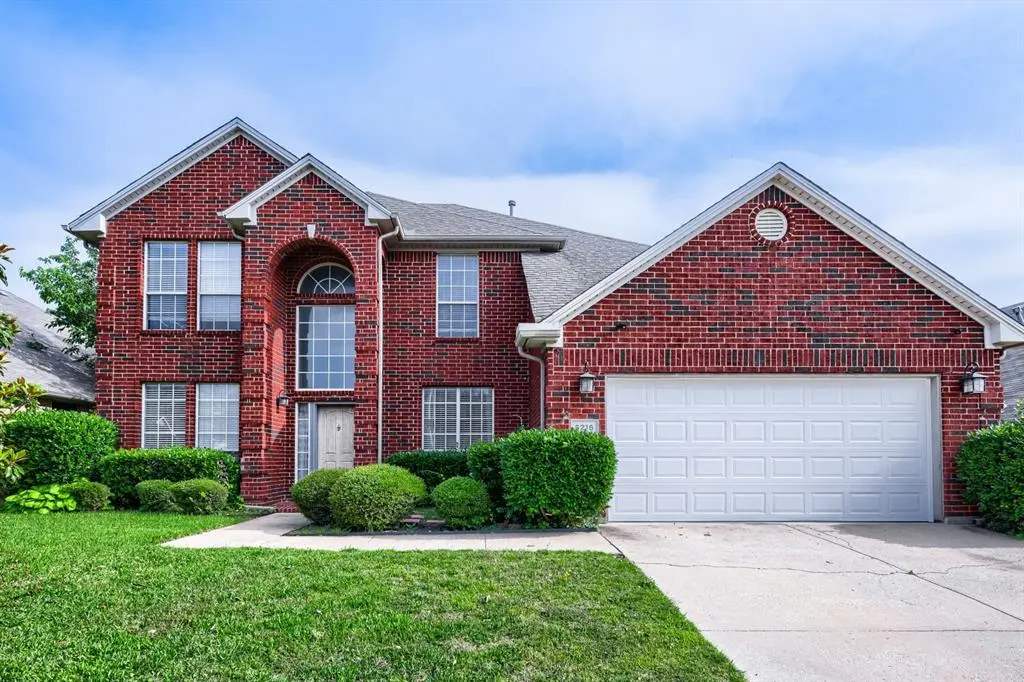 5216 Birch Grove Lane, Fort Worth, TX 76137