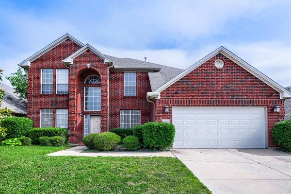 5216 Birch Grove Lane, Fort Worth, TX 76137