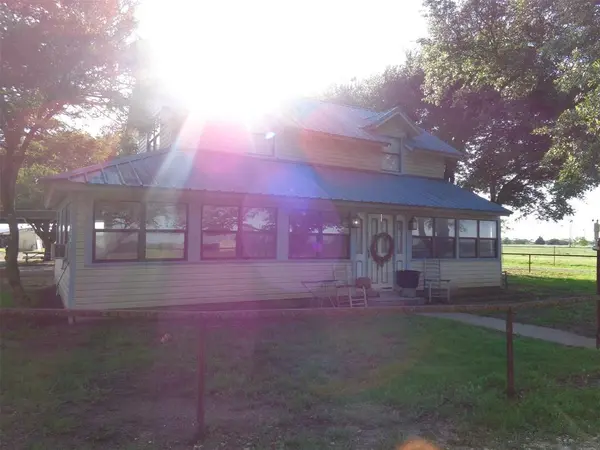 9500 County Road 204, Grandview, TX 76050
