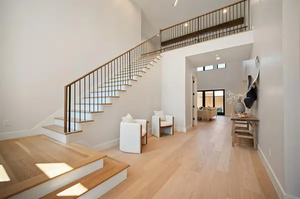 3989 Highgrove Drive, Dallas, TX 75220