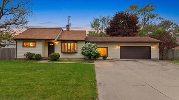 3350 Pearl DR, Monroe City, MI 48162
