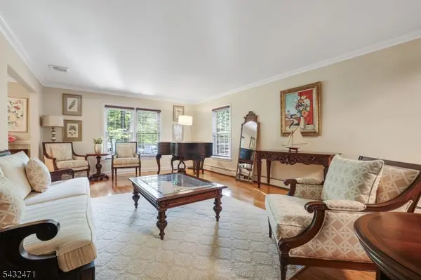 7 Pontiac Dr, Wayne Twp., NJ 07470
