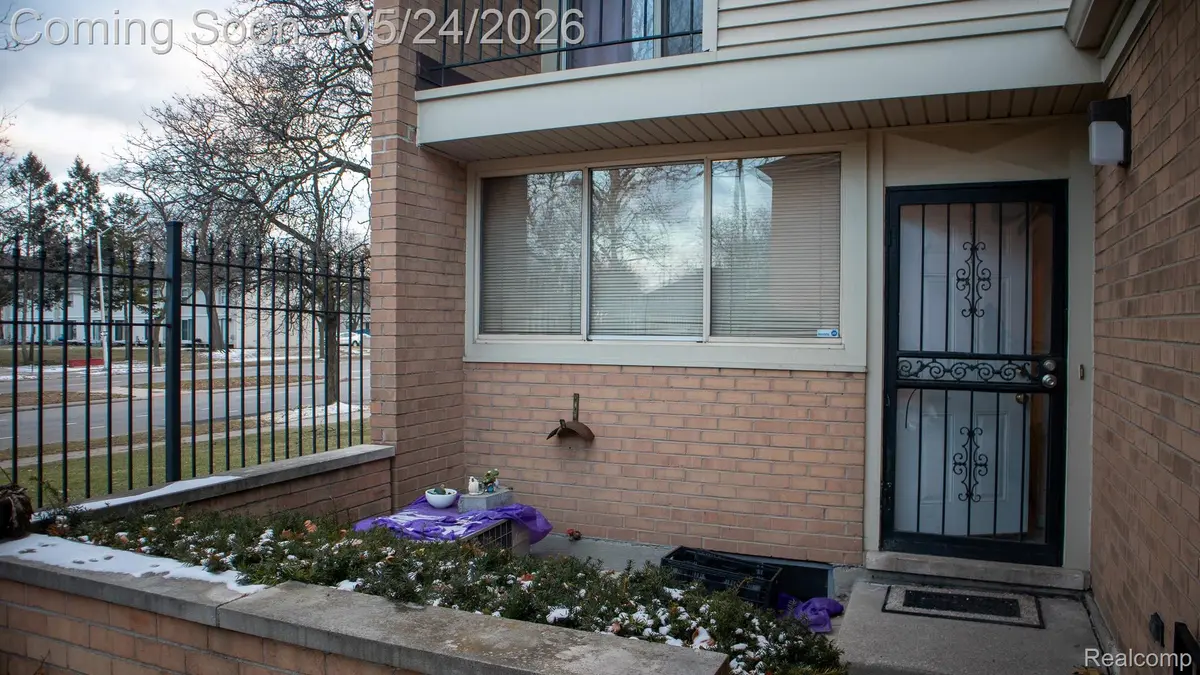 1011 Trevor PL, Detroit, MI 48207