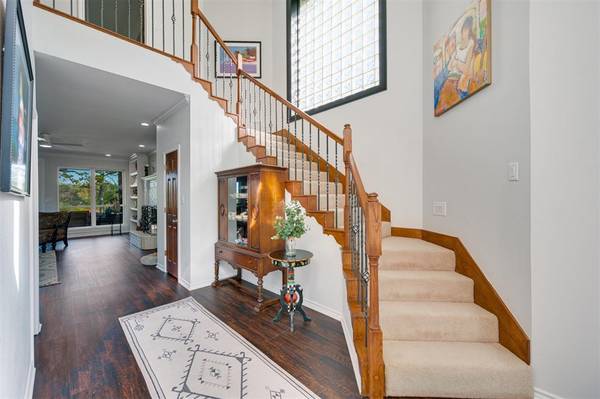 2001 Rose Pointe, Athens, TX 75752