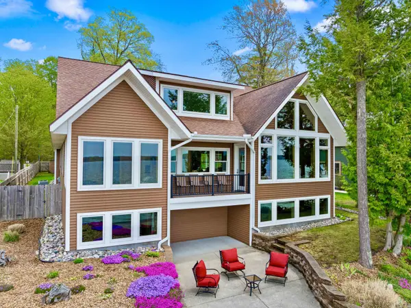 4805 E Shore DR, Coldsprings Twp, MI 49646