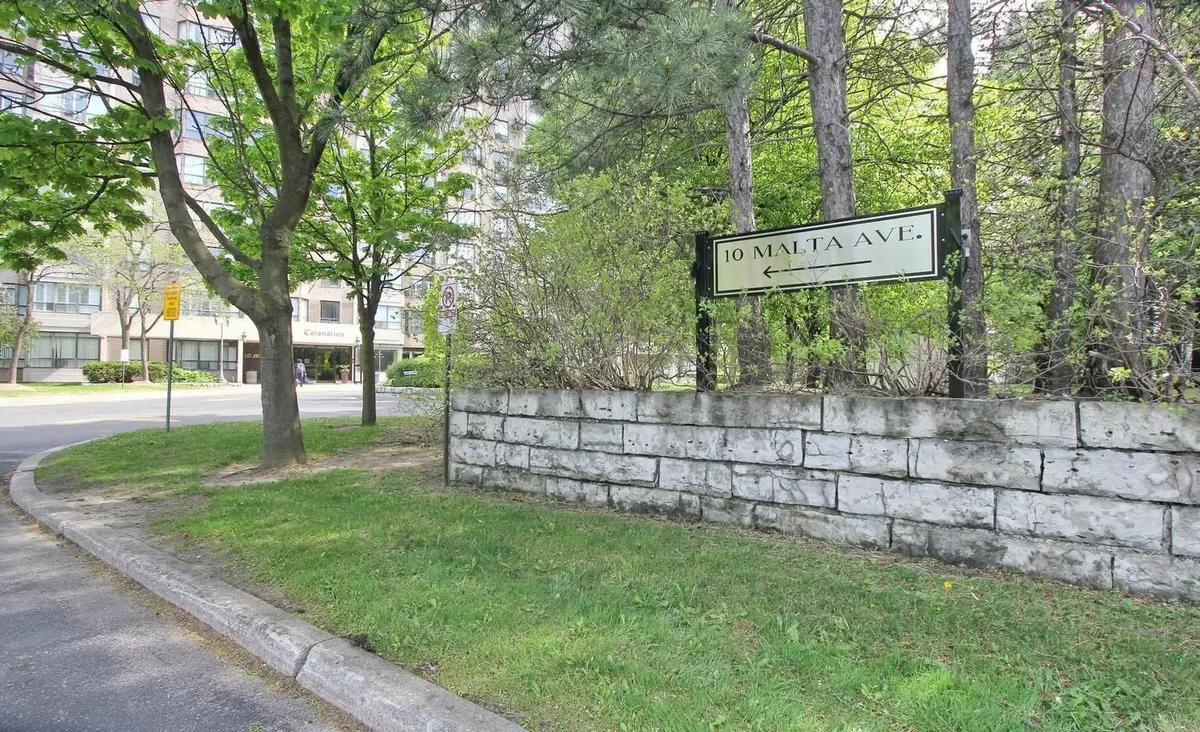 10 Malta AVE #503, Brampton, ON L6Y 4G6