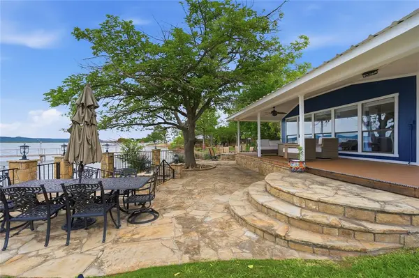 1633 Cedar Crest Loop, Graford, TX 76449