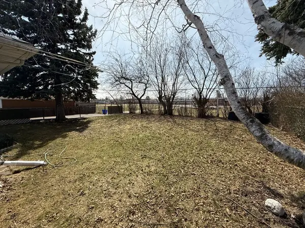 18 Harper RD #(Bsmt), Brampton, ON L6W 2W5