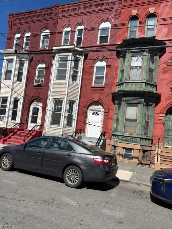 69 Columbia St #2, Newark City, NJ 07102