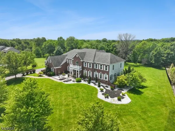 23 Balmoral Dr, Alexandria Twp., NJ 08867