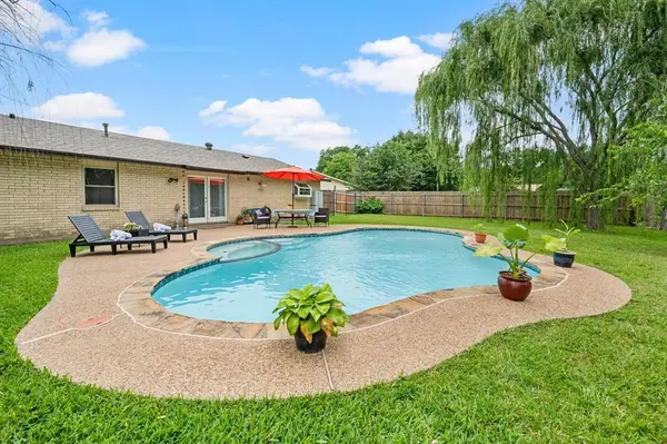 5628 Belfast Lane, North Richland Hills, TX 76180