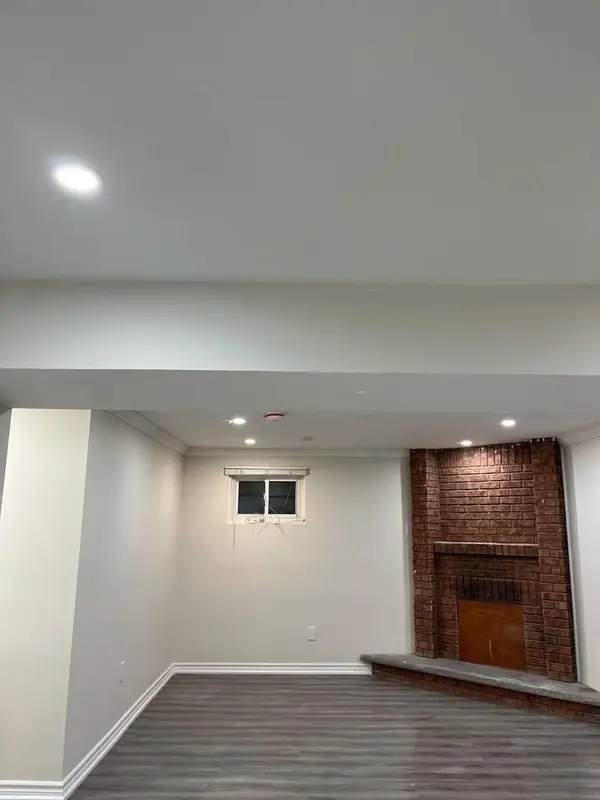 1063 Blairholm AVE #Lower, Mississauga, ON L5C 3C9