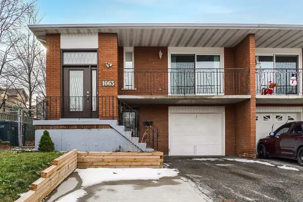 1063 Blairholm AVE #Lower, Mississauga, ON L5C 3C9