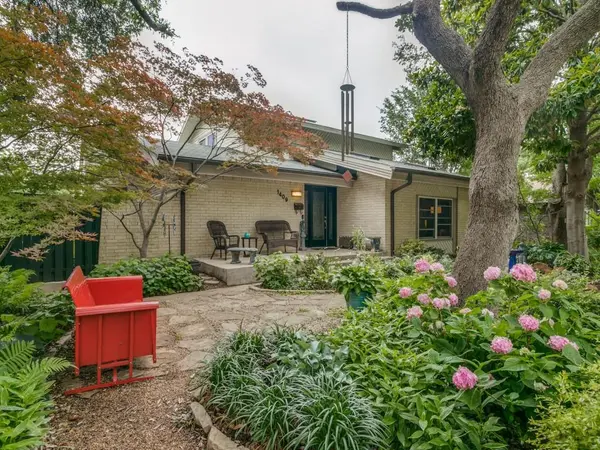 1409 Forestglen Drive, Lewisville, TX 75067