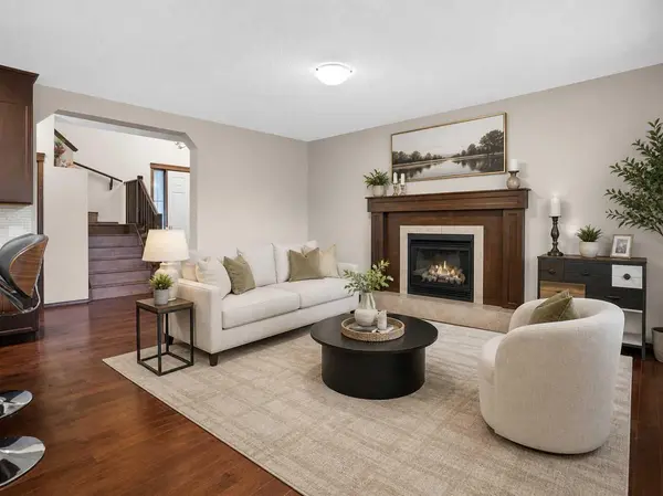 239 Cranarch LNDG SE, Calgary, AB T3M0Z7
