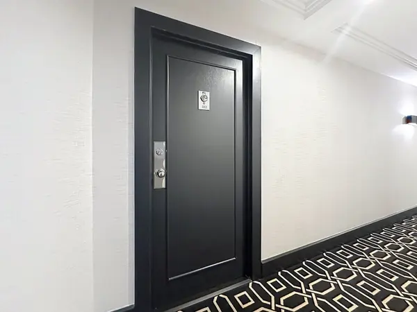 33 University AVE #302, Toronto C01, ON M5J 2S7