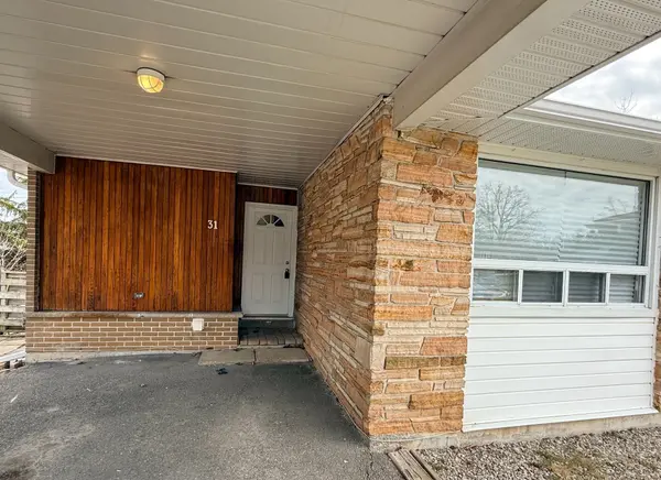 31 Daphne CRES, Barrie, ON L4M 2Y7