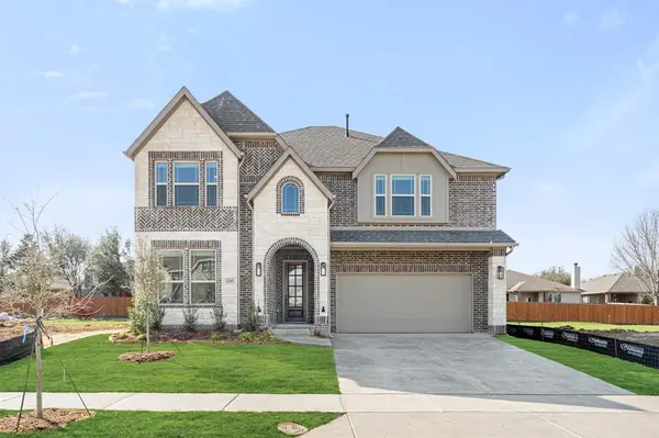 3205 Emerald Trace Drive, Denton, TX 76226