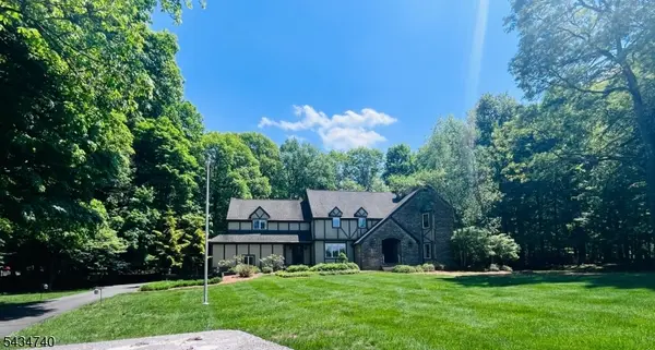 23 Andrea Ct, Sparta Twp., NJ 07871