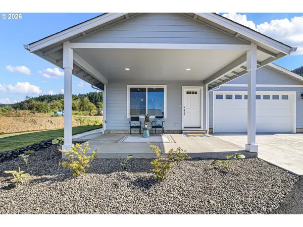 920 FIR GROVE LN, Sutherlin, OR 97479
