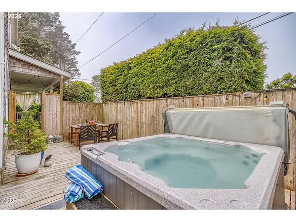 2830 SW COAST AVE, Lincoln City, OR 97367