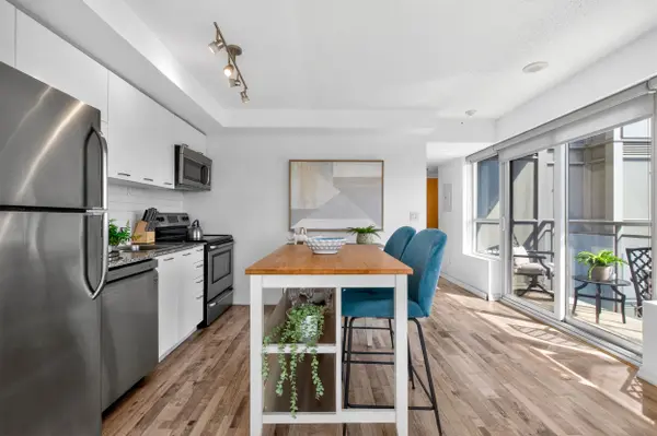 38 Joe Shuster WAY #1318, Toronto W01, ON M6K 0A5