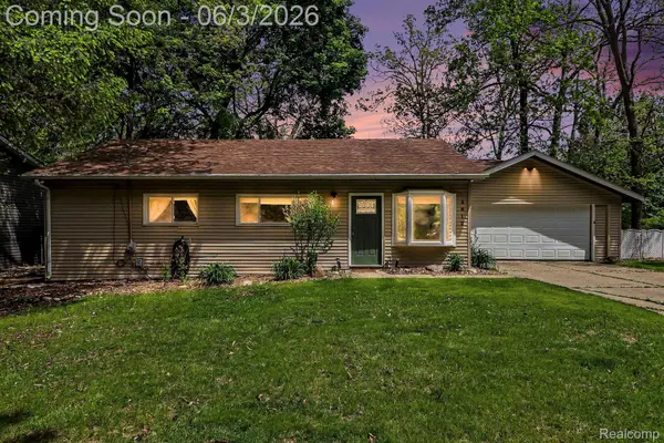 2512 Grandview BLVD, Waterford Charter Township, MI 48329