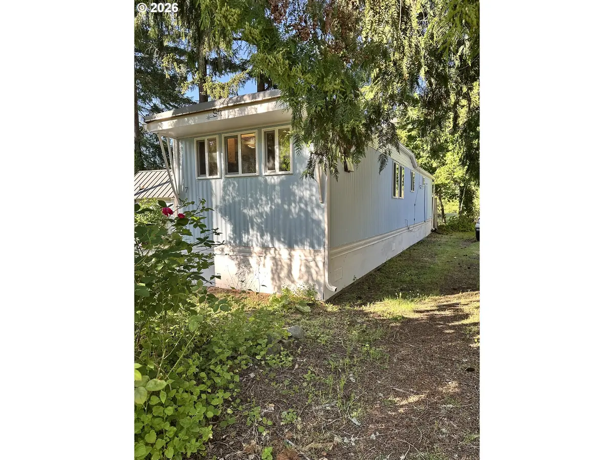 37635 Row River Rd. #7, Dorena, OR 97434