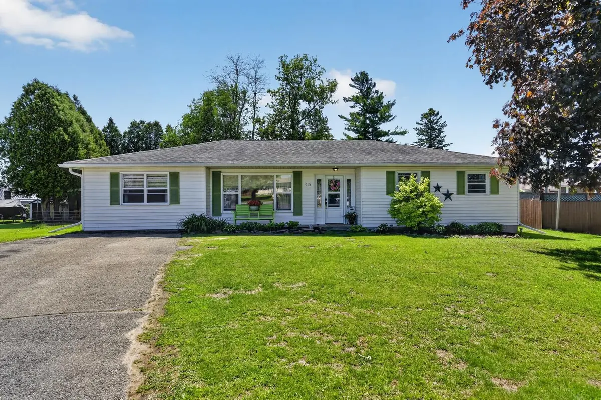 913 George ST, Edwardsburgh/cardinal, ON K0E 1E0